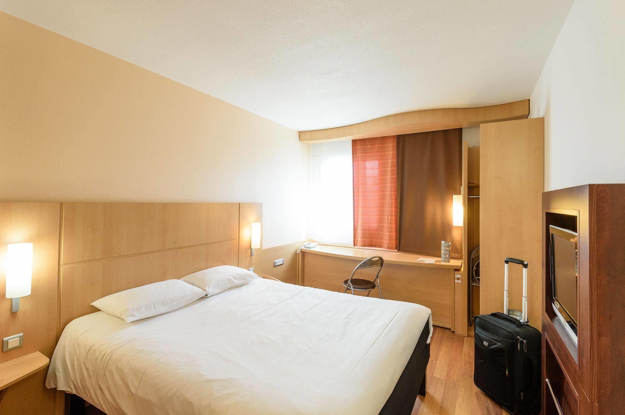 Ibis Saint-jean-de-luz Hotel Ciboure